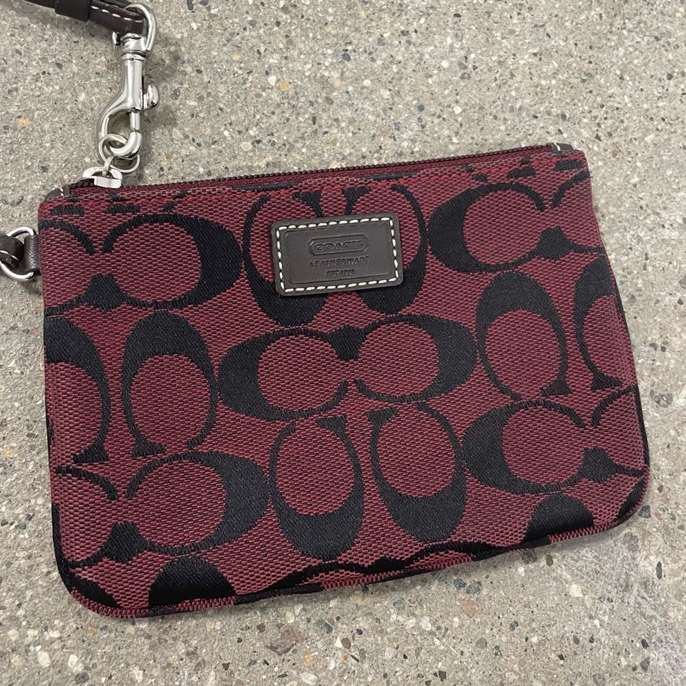 Vintage Y2K small red Coach wristlet wallet EUC - Picture 4 of 10
